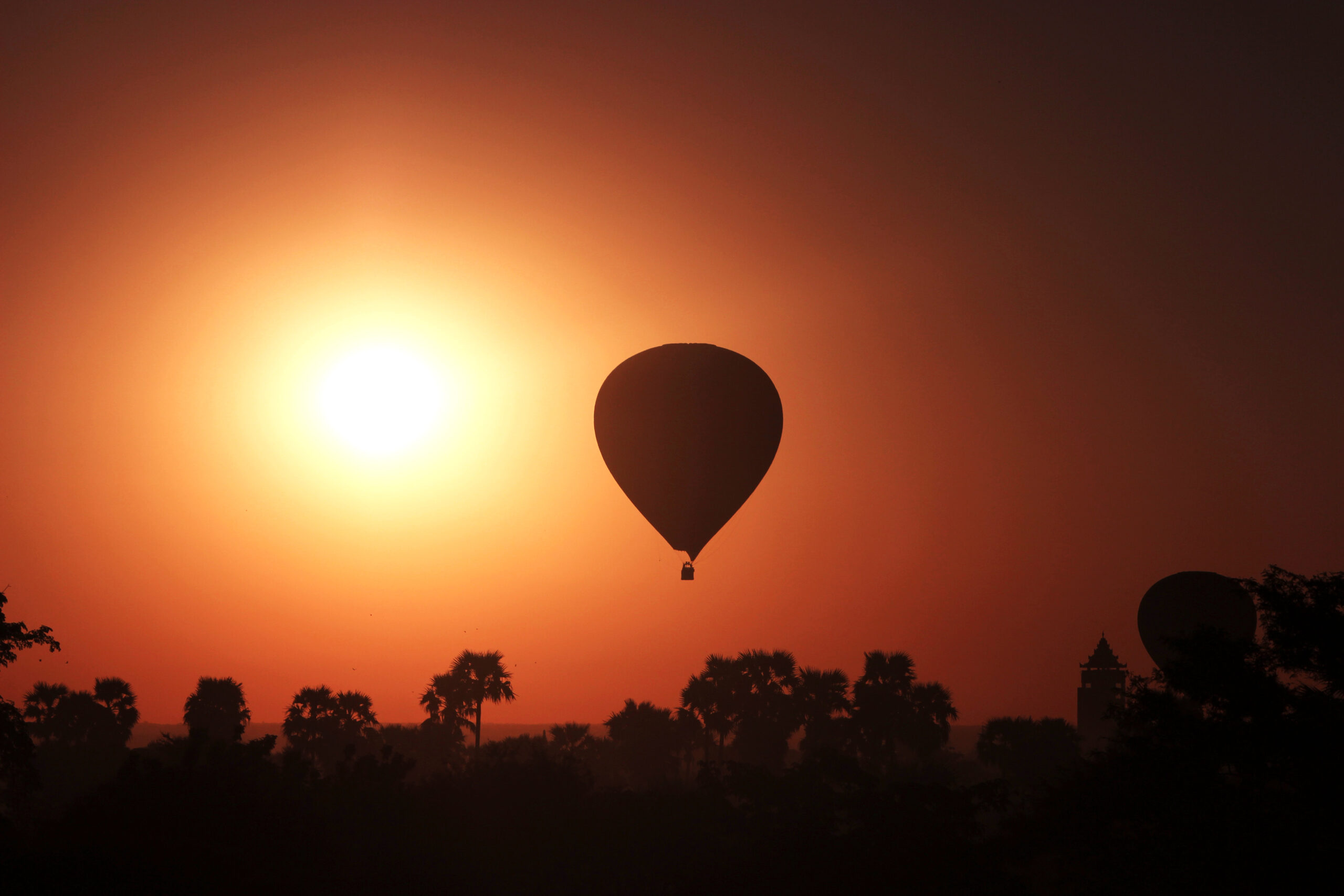 Sunrise in Bagan - Myanmar Sunrise in Bagan - Myanmar